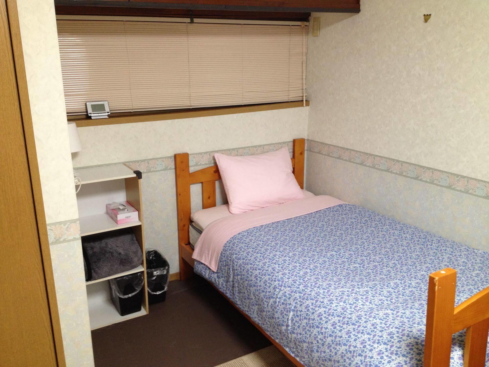 Now Travel Shinosaka Hotel Bagian luar foto